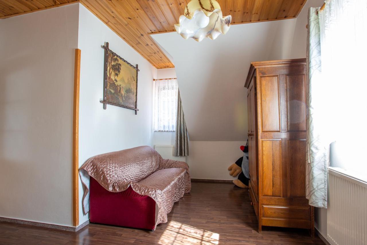 Hajovna Hnevnice Extérieur photo