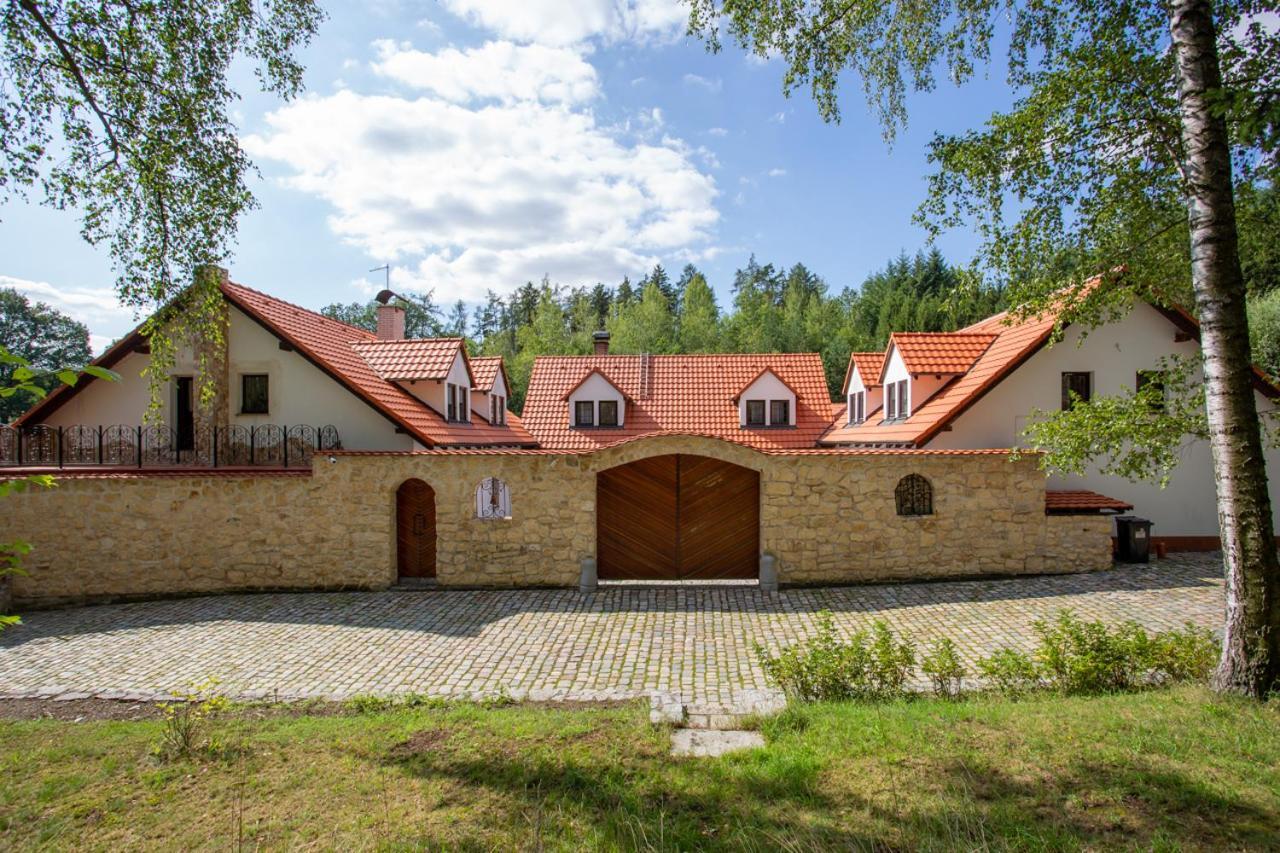 Hajovna Hnevnice Extérieur photo