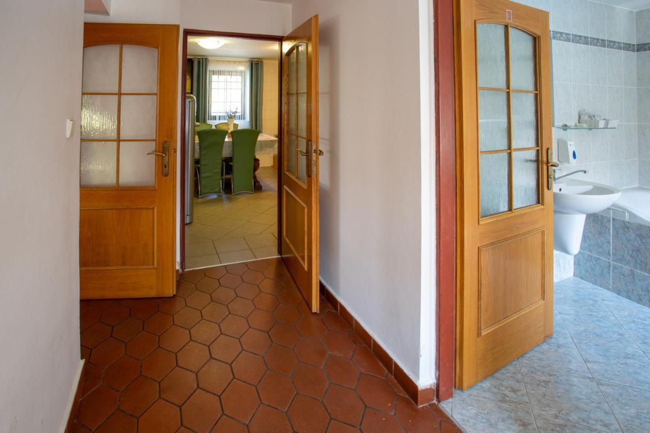 Hajovna Hnevnice Extérieur photo